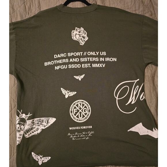 Darc Sport "The Batman" 1 of 500 premium oversized Large tee in ivy green. - Picture 3 of 3